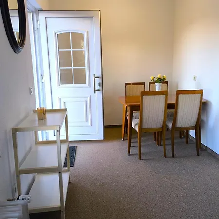 Apartment Little Rhineview Chateau - Harry *